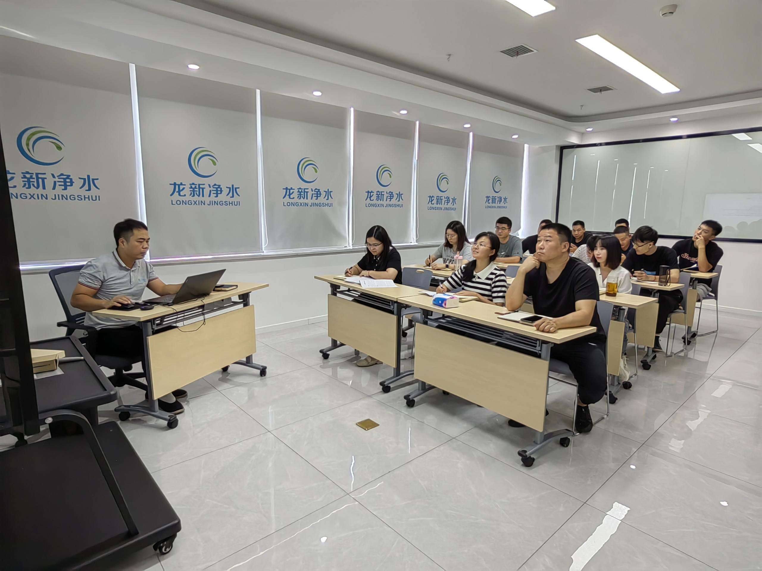 【龍新培訓(xùn)】學(xué)習(xí)正當(dāng)時(shí)，奮楫篤行之